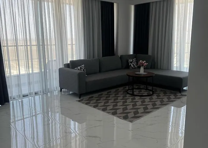 Grand Saphire Apartment-i Trikomo