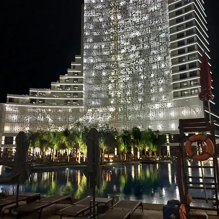 Apartman Grand Saphire Apartment-i *